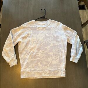 lululemon athletica Cream Sweatshirt Relaxed Fit Soft Fabric